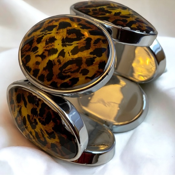 nOir leopard print bracelet - Picture 4 of 6